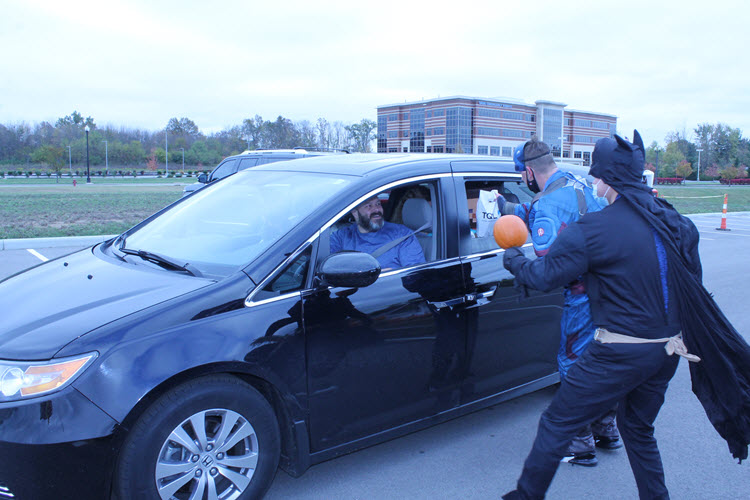 Halloween-Drive-Thru-5.JPG