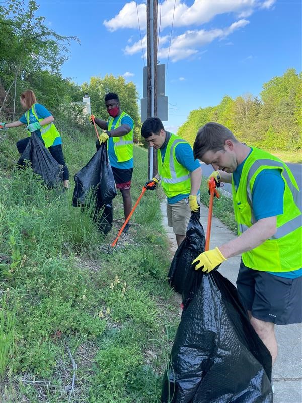 Charlotte-Park-Clean-Up.jpg