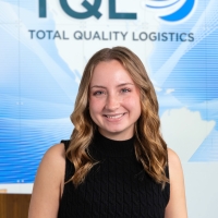Want to learn more about TQL’s Fast Track relocation opportunity? Get answers on TQL relocation assistance, housing support and moving perks directly from our Fast Track Program Relocation Specialist.